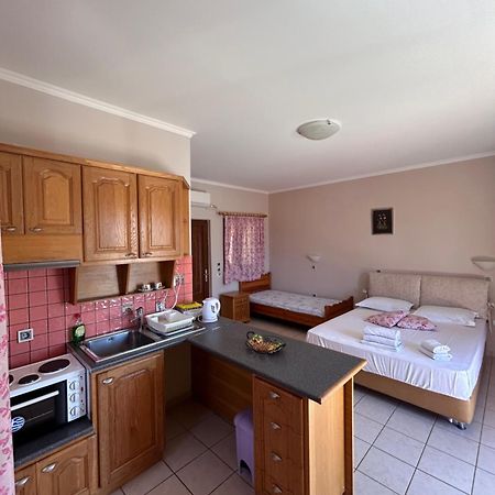 Dimitra Rooms Lefkáda 外观 照片