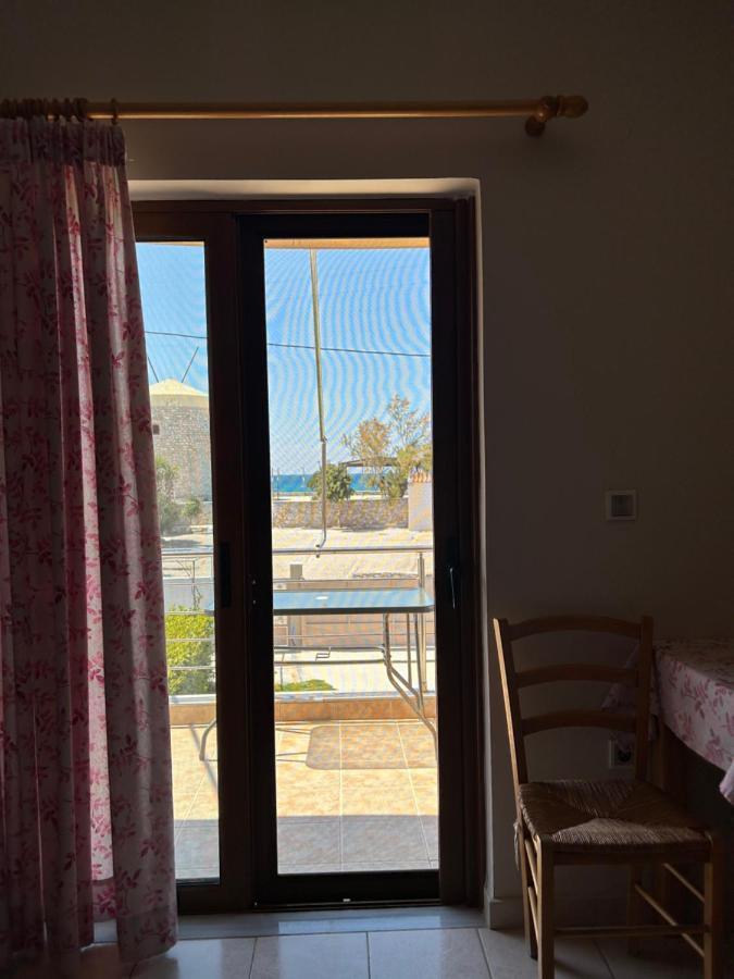 Dimitra Rooms Lefkáda 外观 照片
