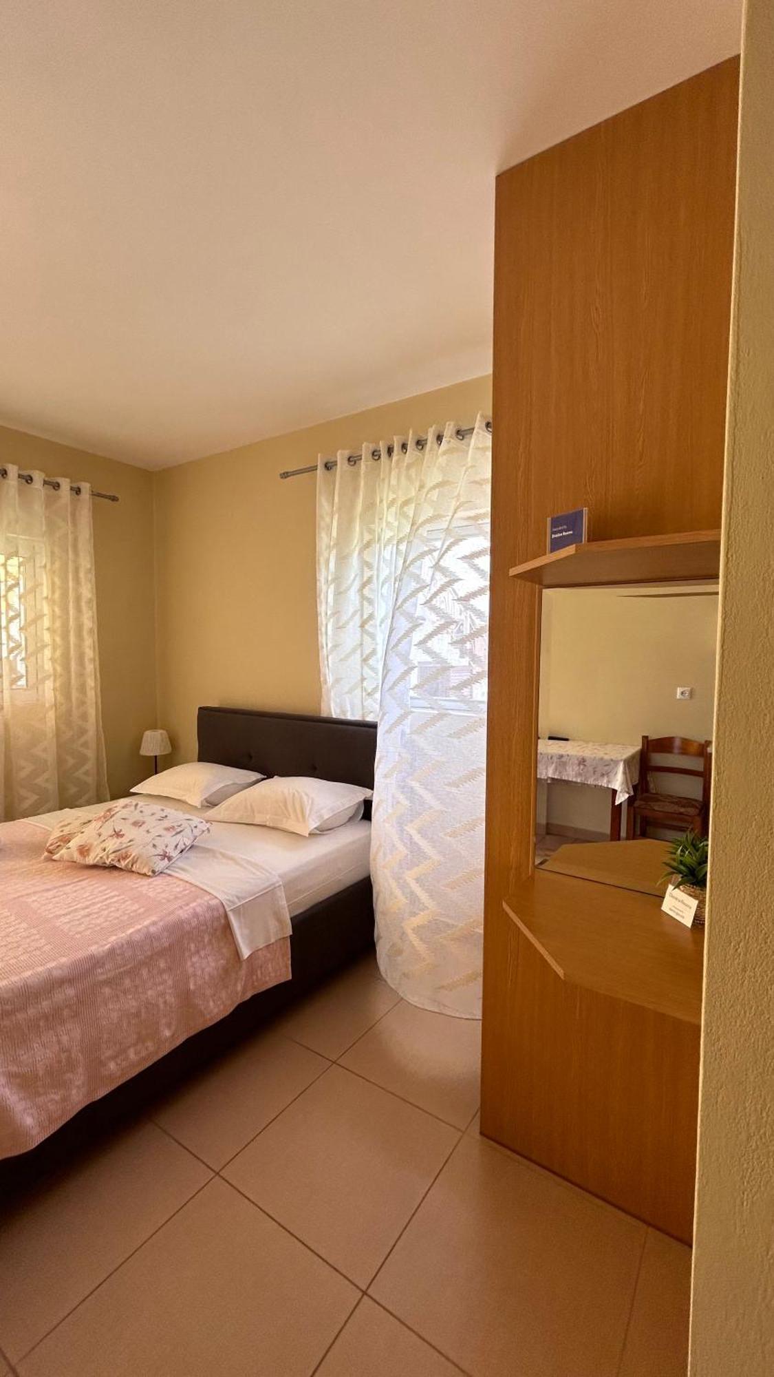 Dimitra Rooms Lefkáda 外观 照片