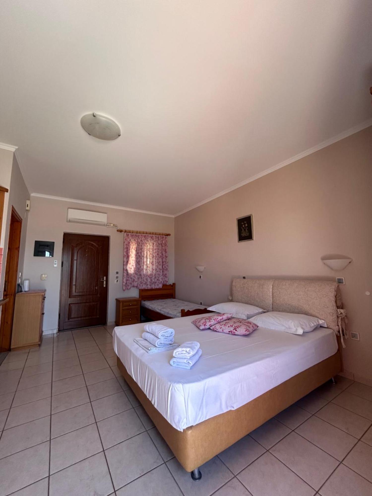 Dimitra Rooms Lefkáda 外观 照片